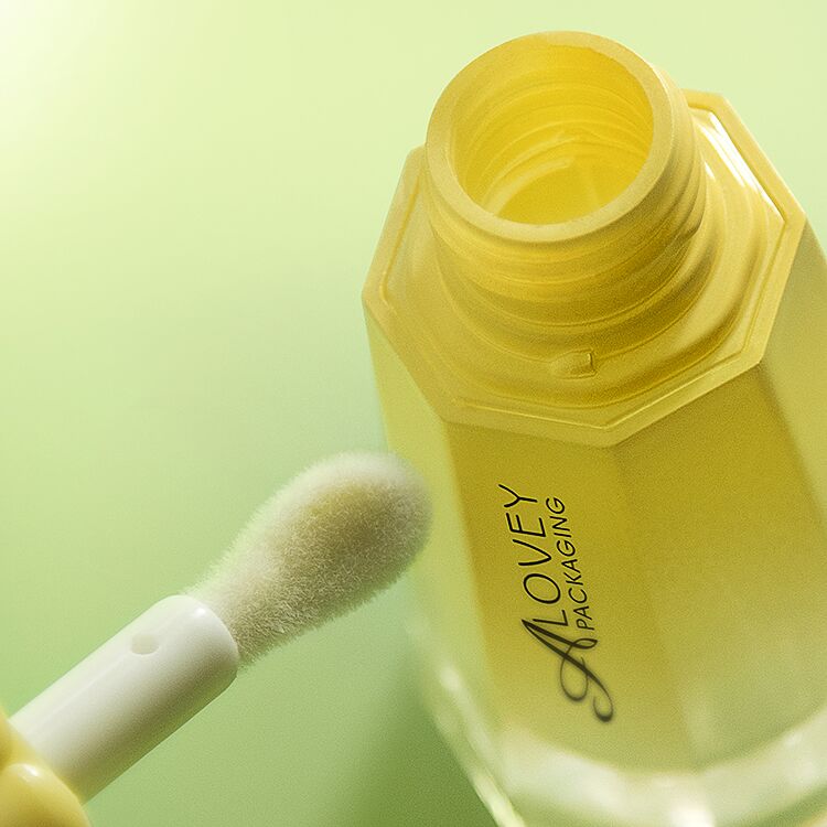 Wholesale lip gloss tube with big applicator with octagon umbrella shape 7ml